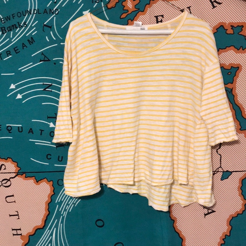 Yellow and white stripe swing top